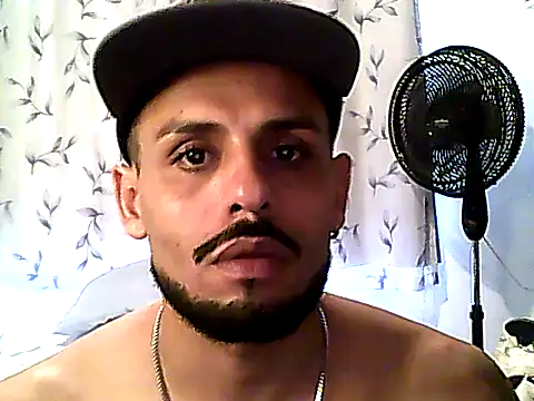 Snapshot of CasadoFavella chatting on March 2026 01:59:01 PM CasadoFavella online show from March 2026 01:59:01 PM