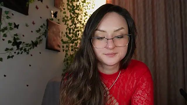 Snapshot of NaughtYHomemadE chatting on February 2025 07:21:01 PM NaughtYHomemadE online show from February 2025 07:21:01 PM