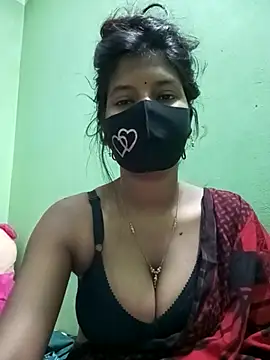 Snapshot of Anusri- chatting on February 2025 03:59:01 PM Anusri- online show from February 2025 03:59:01 PM