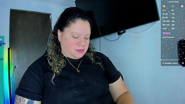 Snapshot of mariana_maze chatting on December 2024 01:58:02 AM mariana maze online show from December 2024 01:58:02 AM