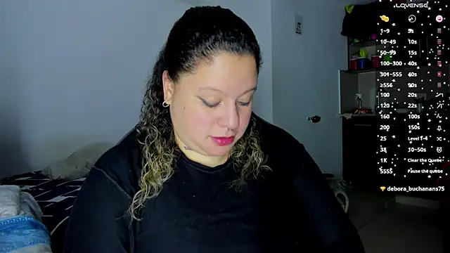 Snapshot of mariana_maze chatting on December 2024 06:23:01 AM mariana maze online show from December 2024 06:23:01 AM