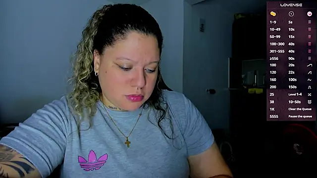 Snapshot of mariana_maze chatting on December 2024 12:55:02 PM mariana maze online show from December 2024 12:55:02 PM