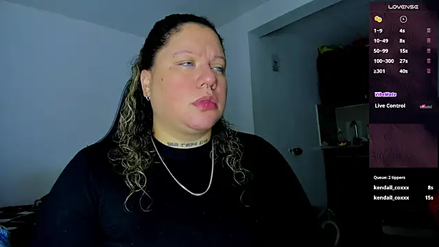 Snapshot of mariana_maze chatting on January 2025 08:28:01 AM mariana maze online show from January 2025 08:28:01 AM