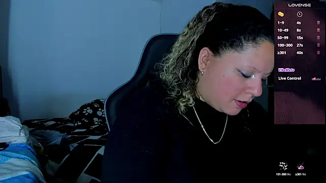Snapshot of mariana_maze chatting on January 2025 02:59:01 AM mariana maze online show from January 2025 02:59:01 AM