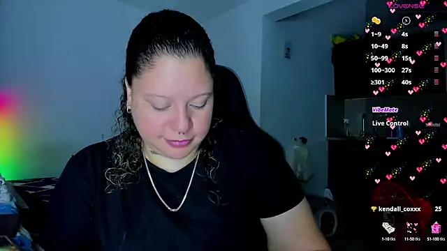 Snapshot of mariana_maze chatting on February 2025 10:24:02 AM mariana maze online show from February 2025 10:24:02 AM