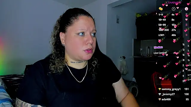 Snapshot of mariana_maze chatting on February 2025 01:30:01 PM mariana maze online show from February 2025 01:30:01 PM