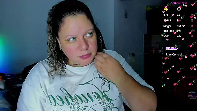 Snapshot of mariana_maze chatting on February 2025 05:58:01 AM mariana maze online show from February 2025 05:58:01 AM
