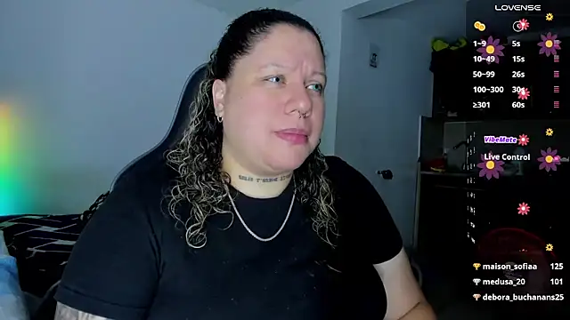 Snapshot of mariana_maze chatting on March 2025 06:36:01 AM mariana maze online show from March 2025 06:36:01 AM