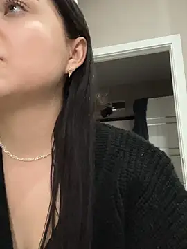 Snapshot of ellie_ssexy chatting on March 2025 01:39:01 PM ellie ssexy online show from March 2025 01:39:01 PM
