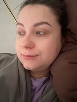 Snapshot of ellie_ssexy chatting on February 2026 05:23:01 AM ellie ssexy online show from February 2026 05:23:01 AM