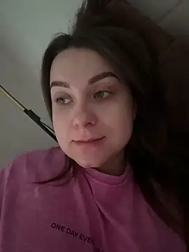 Snapshot of ellie_ssexy chatting on February 2026 05:26:02 AM ellie ssexy online show from February 2026 05:26:02 AM