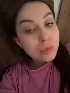 Snapshot of ellie_ssexy chatting on February 2026 05:27:01 AM ellie ssexy online show from February 2026 05:27:01 AM