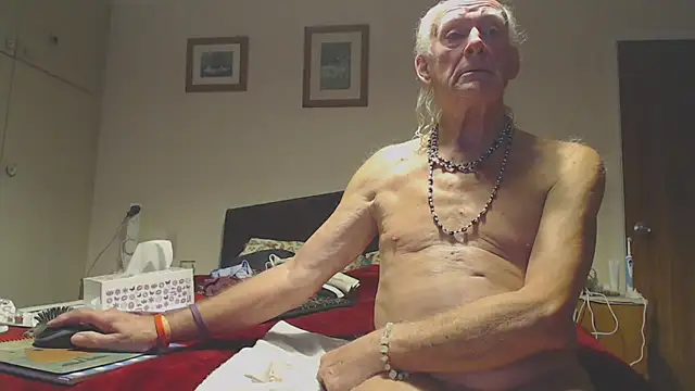 WaverlyKernow online show from November 2025 03:11:01 PM