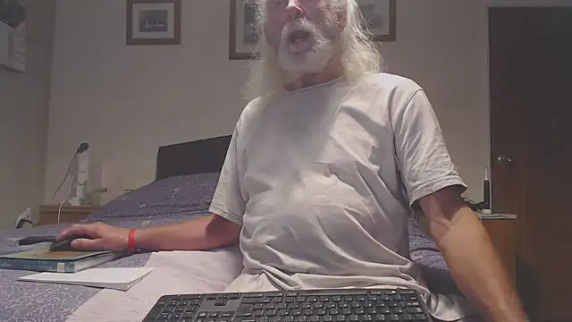 WaverlyKernow online show from June 2026 07:31:01 AM