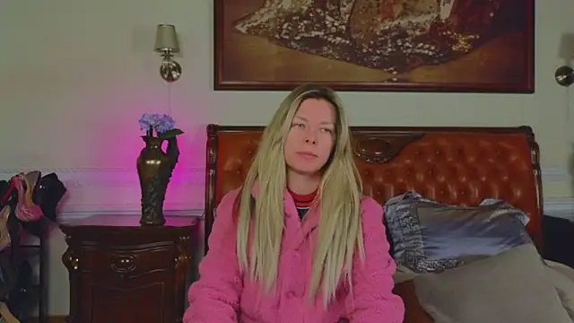 Real Tini online show from February 2026 06:25:02 AM