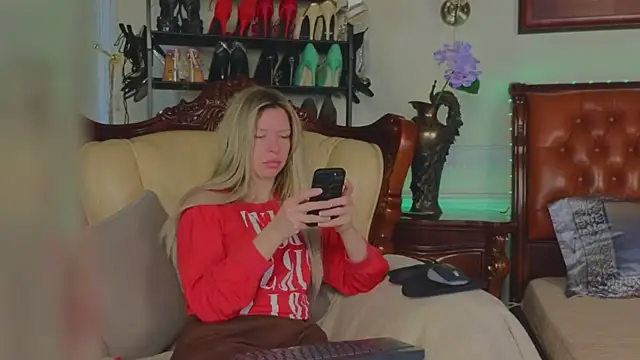 Real Tini online show from March 2026 07:24:02 AM