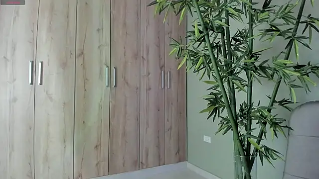 Snapshot of were-Naughty chatting on January 2025 10:40:01 PM were-Naughty online show from January 2025 10:40:01 PM