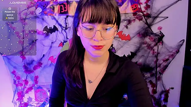 honeykitty 777 online show from October 2025 03:20:01 AM