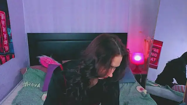 ArmiEri online show from February 2026 01:01:02 AM