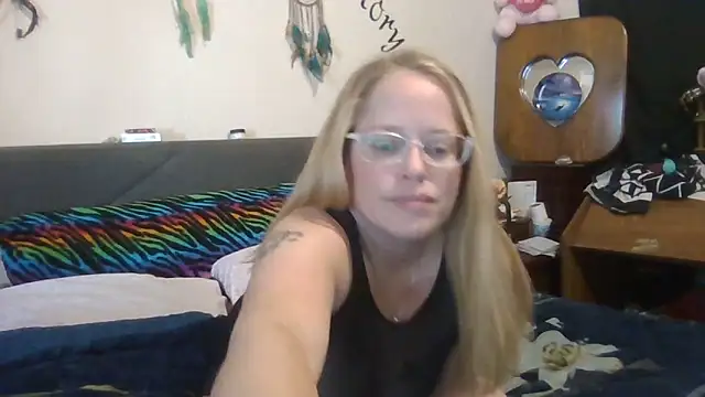 Snapshot of Toybox13_Pika chatting on October 2025 03:45:02 PM Toybox13 Pika online show from October 2025 03:45:02 PM