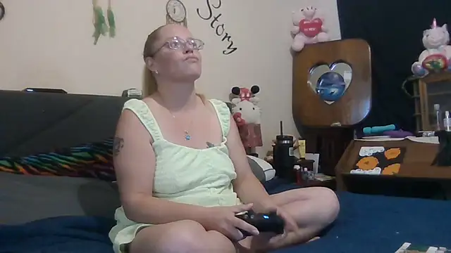 Snapshot of Toybox13_Pika chatting on November 2025 05:35:01 PM Toybox13 Pika online show from November 2025 05:35:01 PM