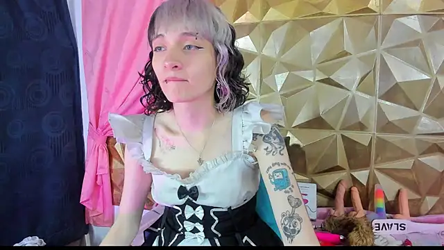 Snapshot of neeko_princes chatting on January 2025 12:11:02 PM neeko princes online show from January 2025 12:11:02 PM