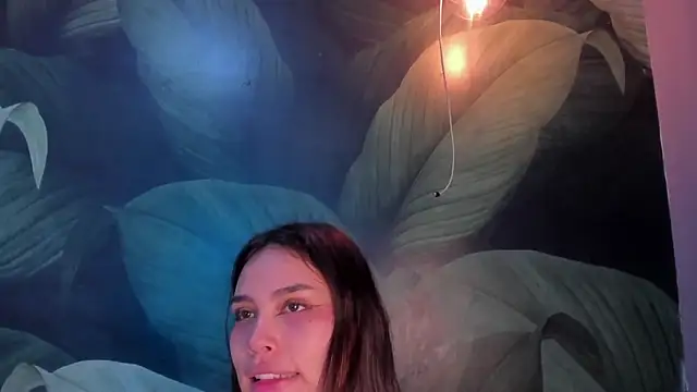 Snapshot of sweett_dirty chatting on December 2024 03:44:02 PM sweett dirty online show from December 2024 03:44:02 PM
