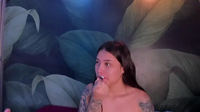 Snapshot of sweett_dirty chatting on January 2025 03:09:01 PM sweett dirty online show from January 2025 03:09:01 PM