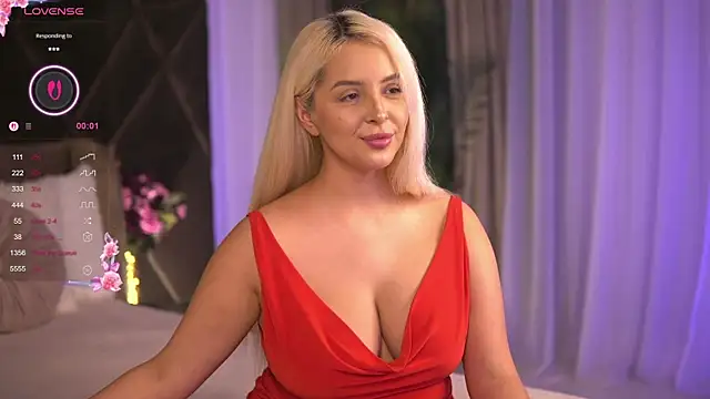 Snapshot of VictoriaMorrone chatting on March 2025 10:43:02 AM VictoriaMorrone online show from March 2025 10:43:02 AM