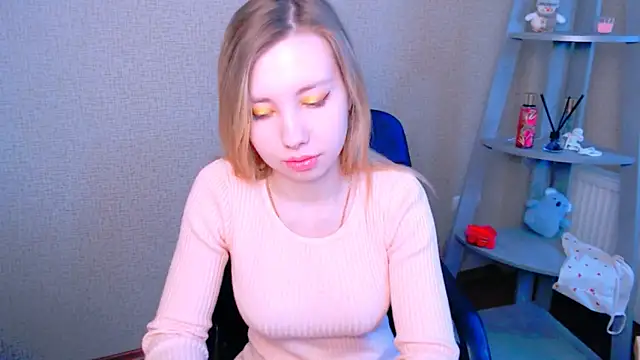 Snapshot of AliceFire_ chatting on March 2025 07:15:01 AM AliceFire online show from March 2025 07:15:01 AM