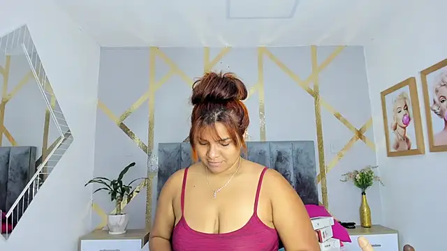 Snapshot of angelina_castroo chatting on January 2025 03:36:02 AM angelina castroo online show from January 2025 03:36:02 AM