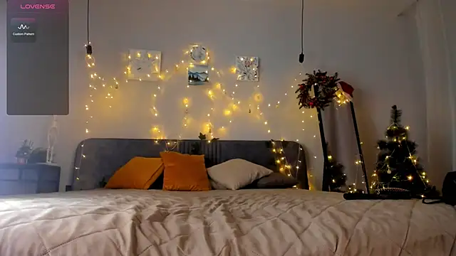 Snapshot of SoniaScott chatting on January 2025 01:24:01 AM SoniaScott online show from January 2025 01:24:01 AM