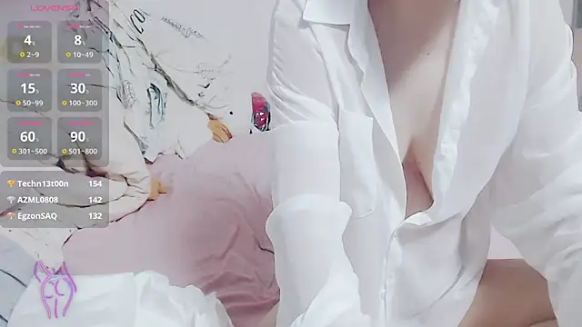 Snapshot of zhenzhen521 chatting on December 2024 04:40:02 PM zhenzhen521 online show from December 2024 04:40:02 PM