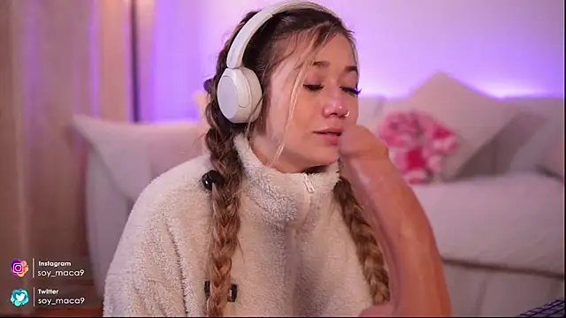 lilith gray9 online show from November 2025 06:29:02 PM