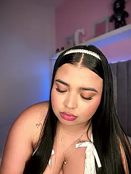 Emily cooper20 online show from January 2026 02:02:02 AM