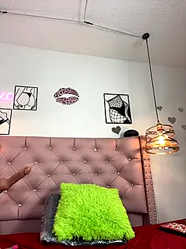 Snapshot of antonella87 chatting on September 2025 08:34:01 PM antonella87 online show from September 2025 08:34:01 PM