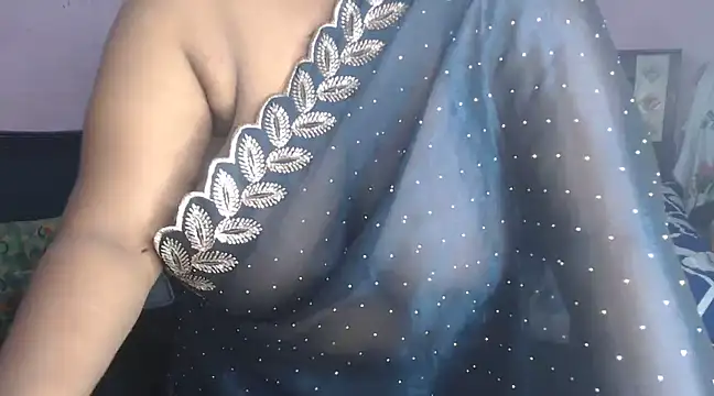 Snapshot of LustyKavita chatting on December 2024 06:45:01 PM LustyKavita online show from December 2024 06:45:01 PM