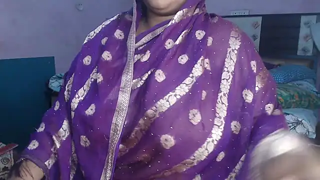 Snapshot of LustyKavita chatting on March 2025 10:26:02 PM LustyKavita online show from March 2025 10:26:02 PM