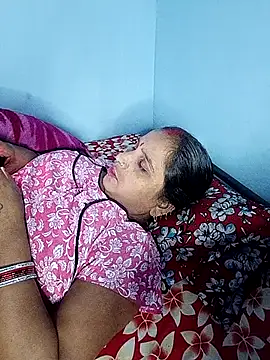 reemacouple007 online show from November 2025 08:11:02 PM