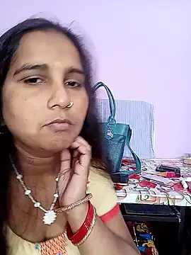 Snapshot of reemacouple007 chatting on February 2026 06:31:02 AM reemacouple007 online show from February 2026 06:31:02 AM