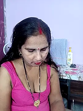 Snapshot of reemacouple007 chatting on March 2026 06:24:02 PM reemacouple007 online show from March 2026 06:24:02 PM