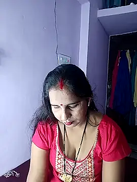 Snapshot of reemacouple007 chatting on March 2026 08:04:02 PM reemacouple007 online show from March 2026 08:04:02 PM