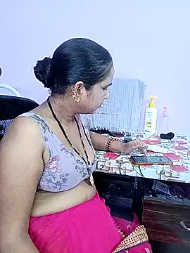 reemacouple007 online show from April 2026 05:54:02 PM