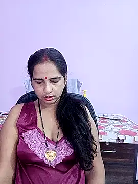 reemacouple007 online show from May 2026 12:48:02 AM