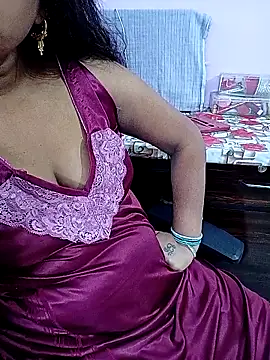reemacouple007 online show from June 2026 07:58:02 AM