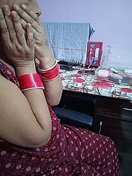 reemacouple007 online show from June 2026 05:05:01 AM