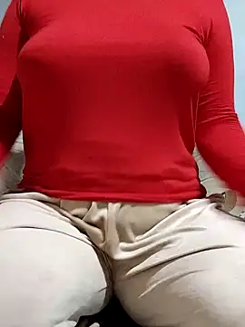 Snapshot of Elaa_Su chatting on February 2025 07:52:01 PM Elaa Su online show from February 2025 07:52:01 PM