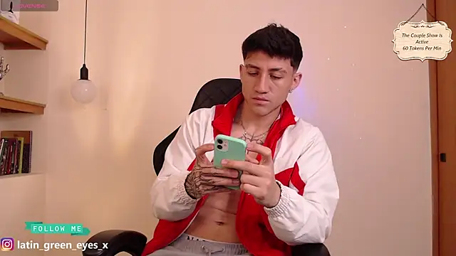 Snapshot of andres_fitboy chatting on February 2025 02:26:01 PM andres fitboy online show from February 2025 02:26:01 PM