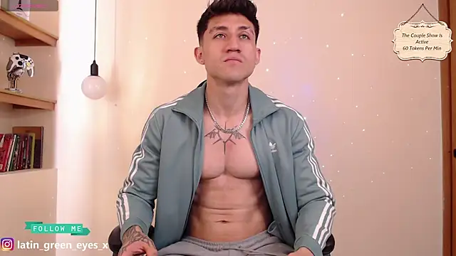 Snapshot of andres_fitboy chatting on February 2025 01:52:02 PM andres fitboy online show from February 2025 01:52:02 PM