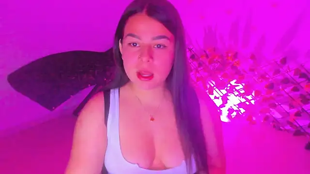 little tifanny82 online show from April 2026 02:19:01 PM
